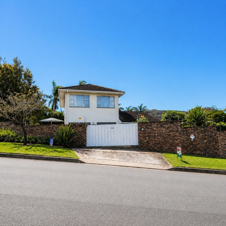 5 Bedroom Property for Sale in Vincent Heights Eastern Cape